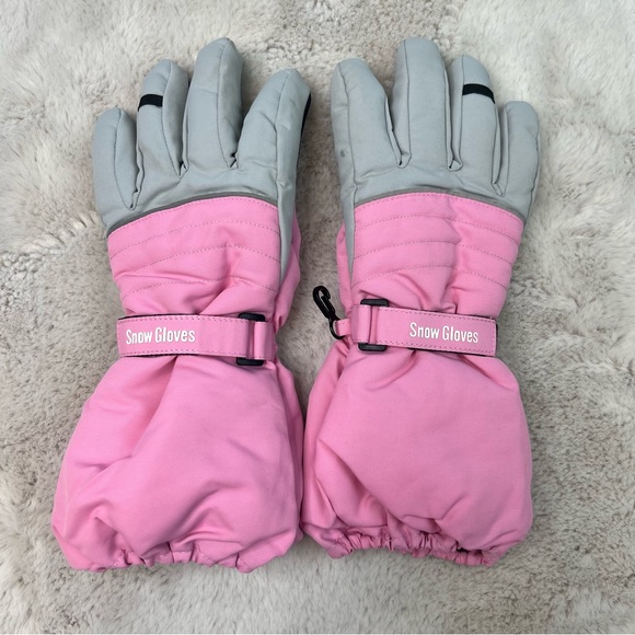 snow gloves Other - Warm Snow Gloves Mittens Pink Kids Size Large or Womens Size Small Fleece Lined